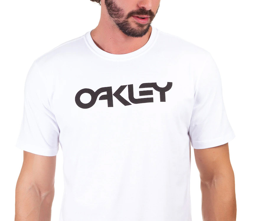 Camiseta Oakley Mark II SS Branca - FutFanatics